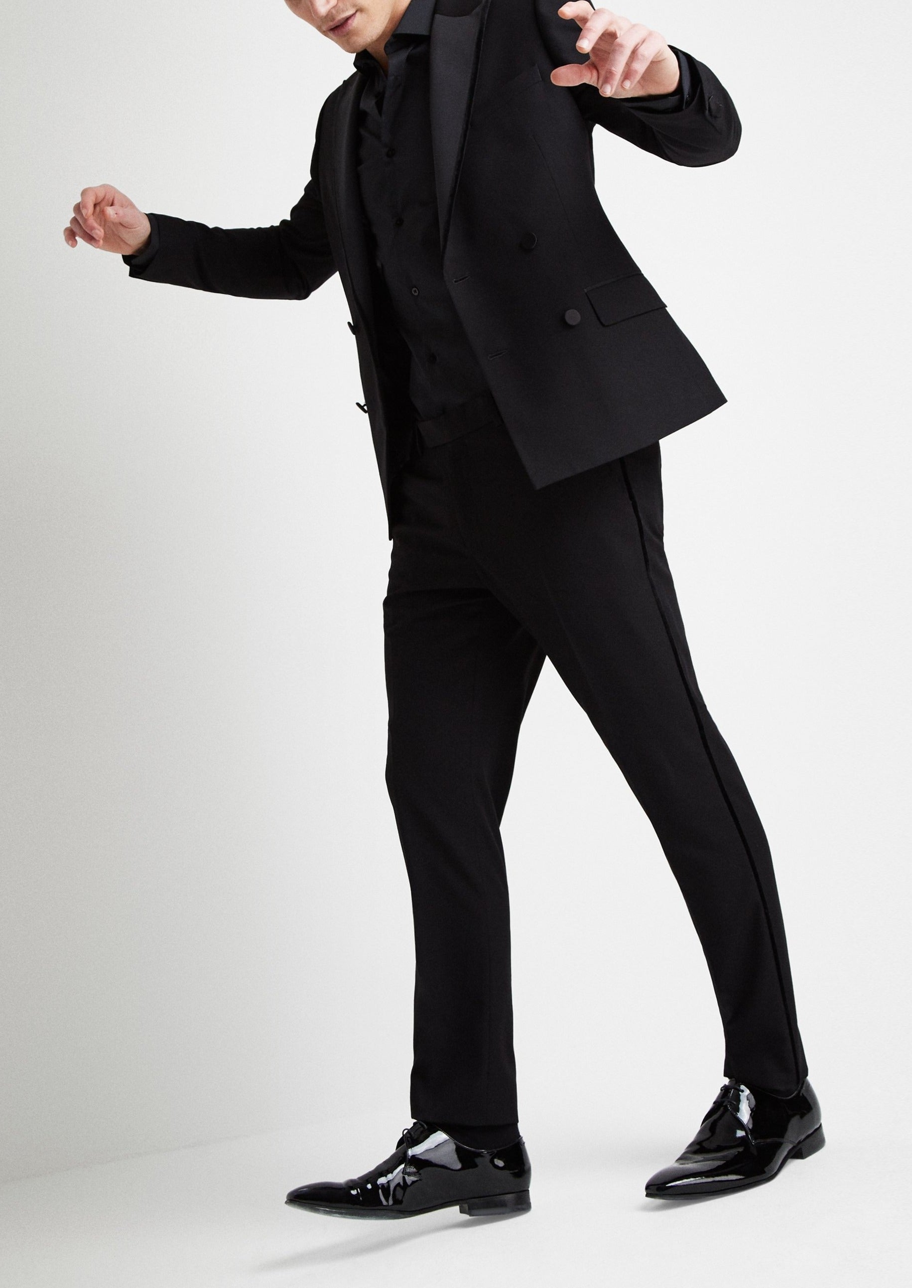Slim Fit Double Breasted Tuxedo Suit