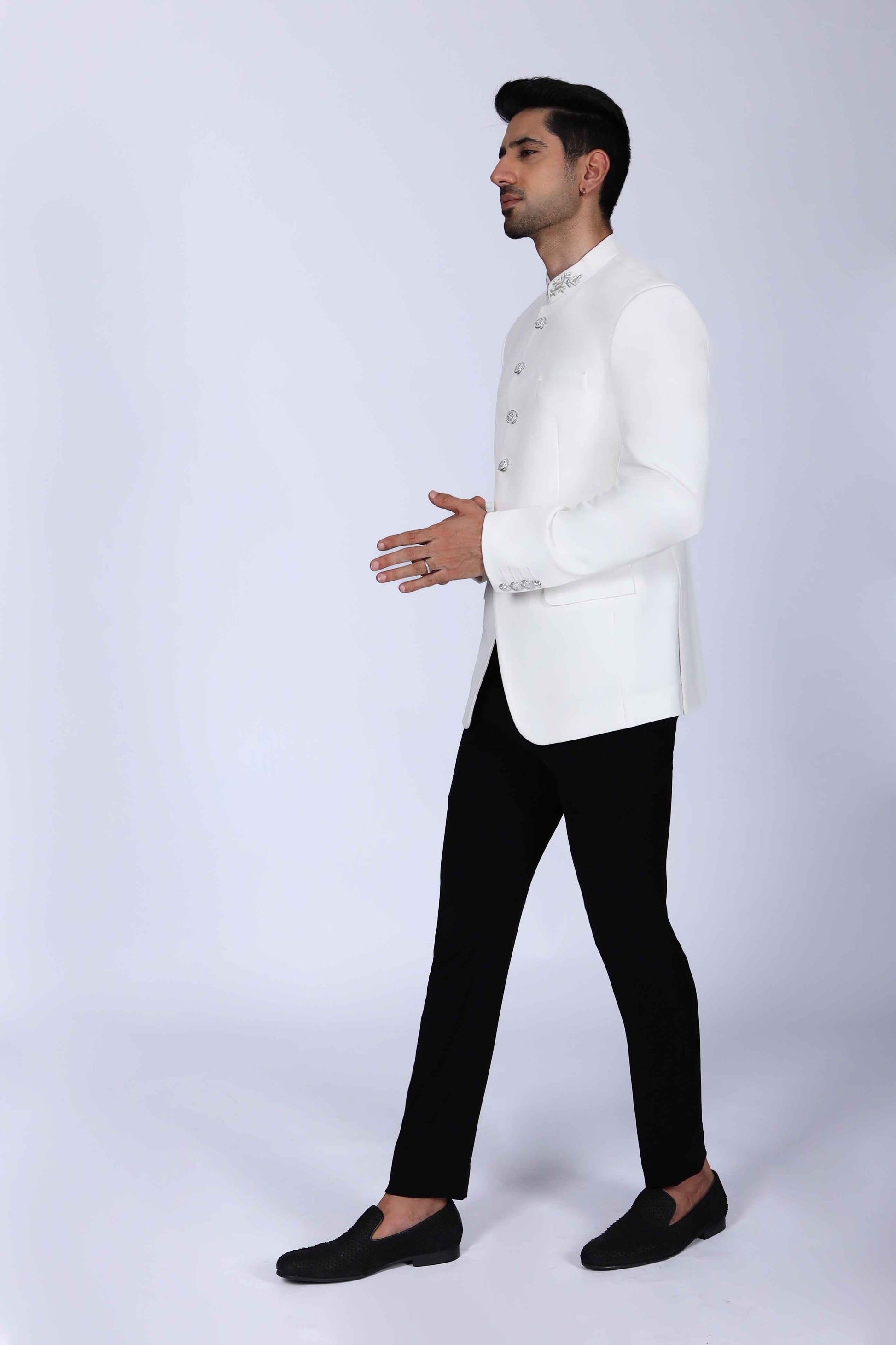 Off White Bandhgala Suit with Embroidery