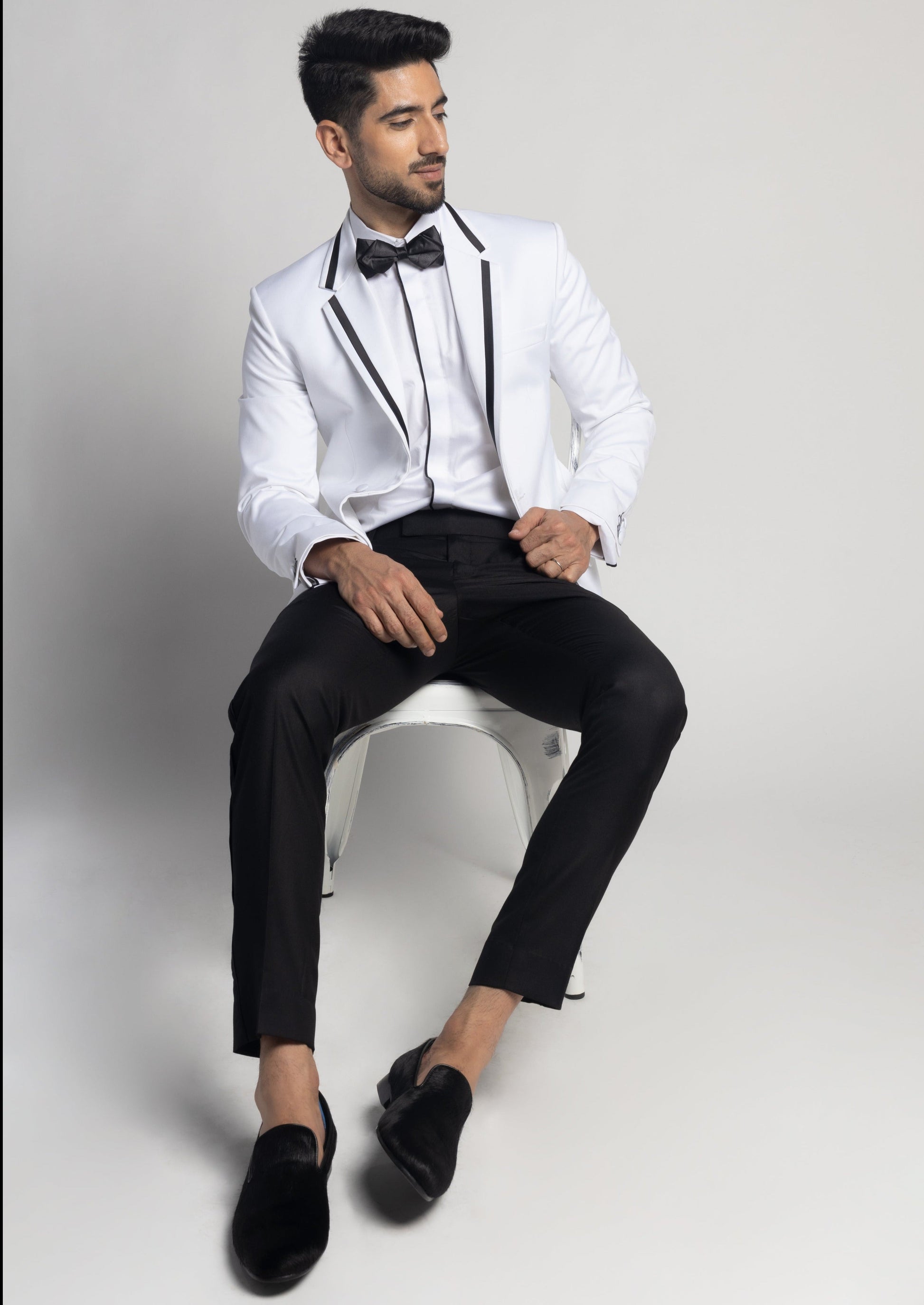 Tailored Fit White Wedding Tuxedo Suit